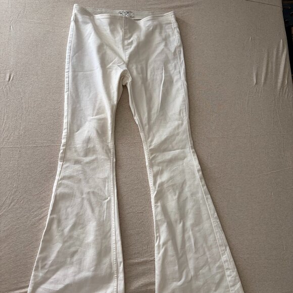 Free People Bell Bottoms - Cream White Flare, 30W, Stretchy Band, Worn Once - Picture 1 of 11